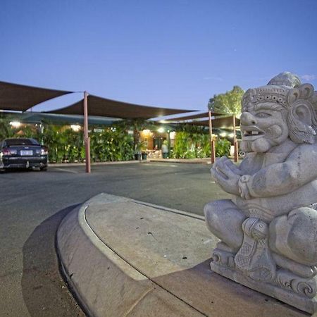 Latitude20 Cattrall Park Motel Karratha Exterior photo